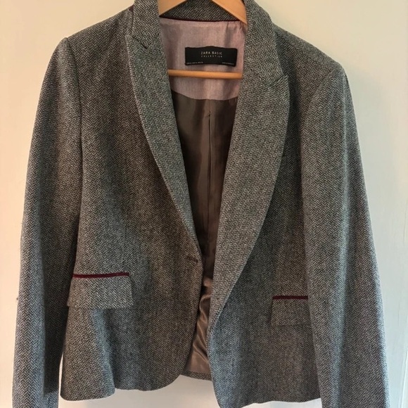 Zara Jackets & Blazers - Zara Gray Blazer with Burgundy Accents